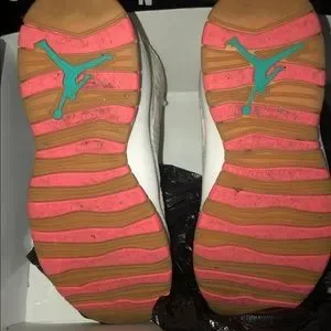 Super bowl Jordan 10 EUC Jordan | Shoes | Super Bowl Jordan Euc | Poshmark main image 4